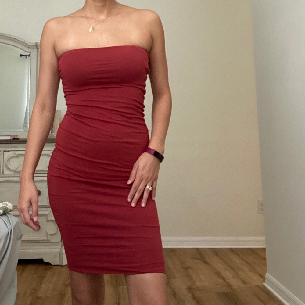Cotton On - Basic Maroon Red Bodycon Midi Dress